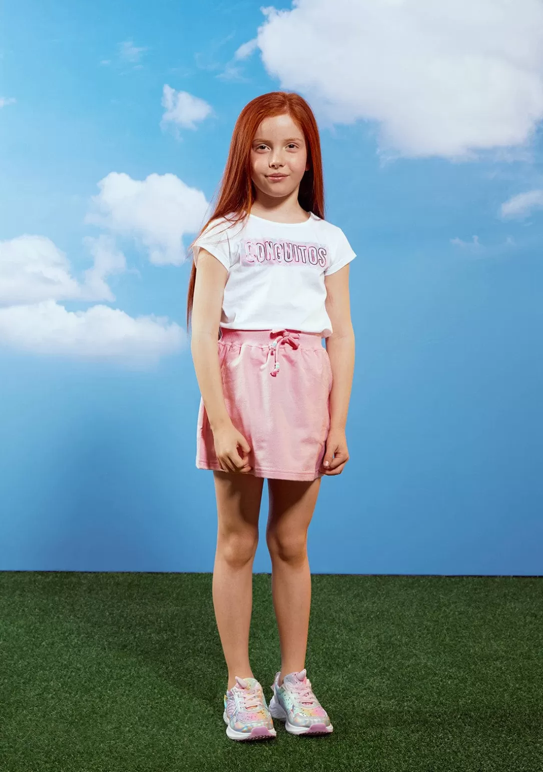 camiseta_flores_blanco_3.webp Conguitos Camisetas^Camiseta Flores Blanco