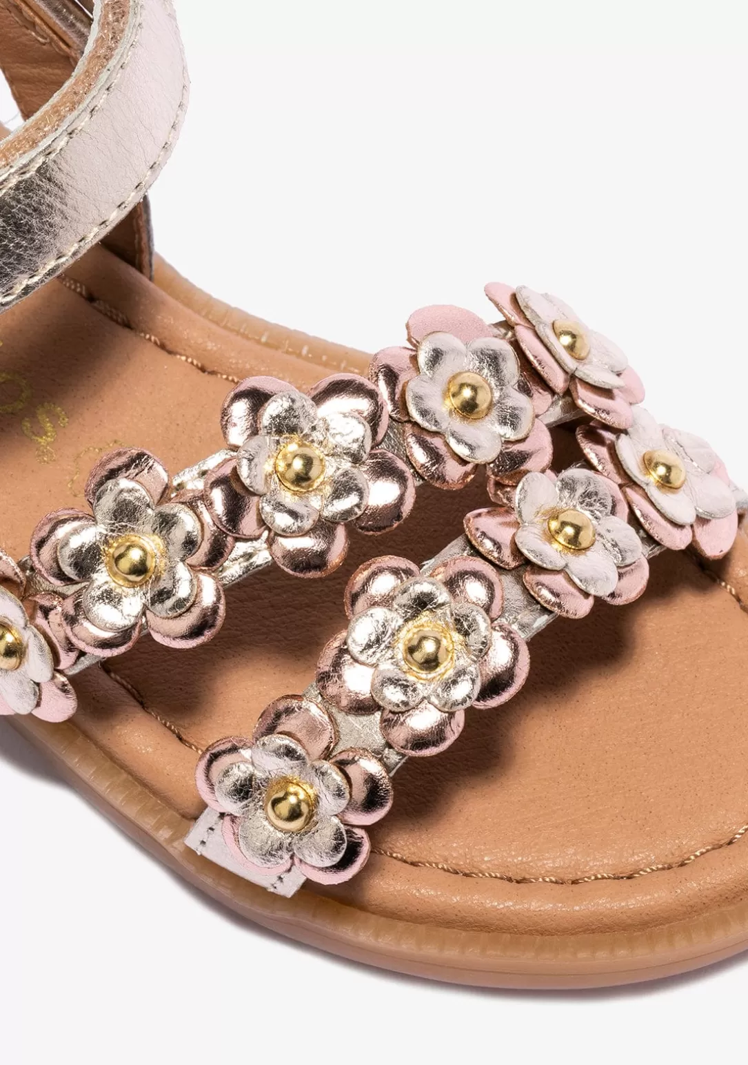 sandalias_de_nia_flores_napa_oro_2.webp Conguitos Sandalias^Sandalias De Niña Flores Napa Oro