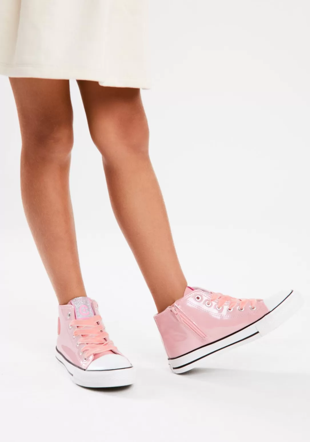 zapatillas_altas_charol_rosa_3.webp Conguitos Zapatillas | Zapatillas^Zapatillas Altas Charol Rosa