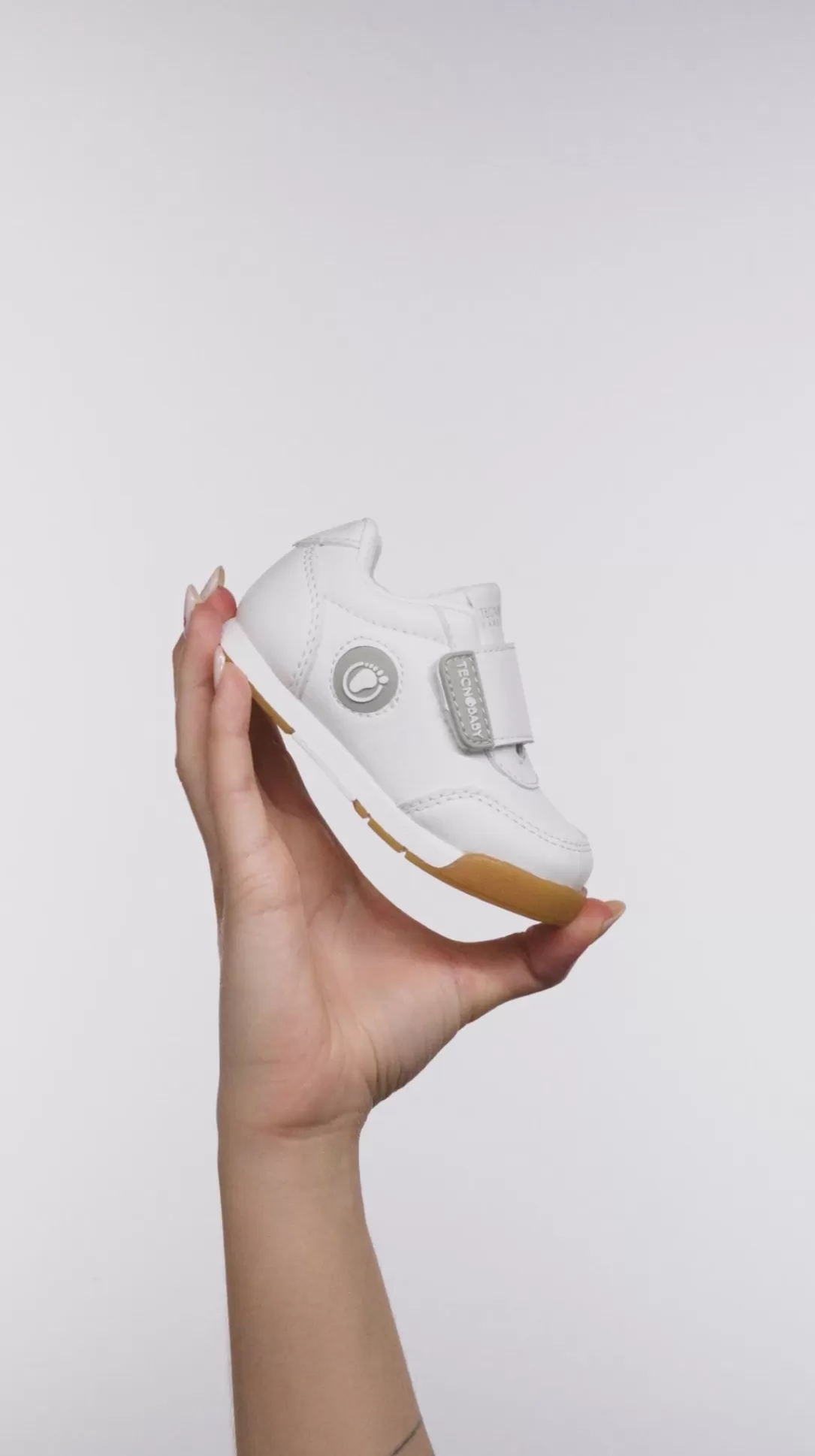 zapatillas_respetuosas_logo_blanco_4.webp Conguitos Primeros Pasos - Respetuoso | Zapatillas^Zapatillas Respetuosas Logo Blanco